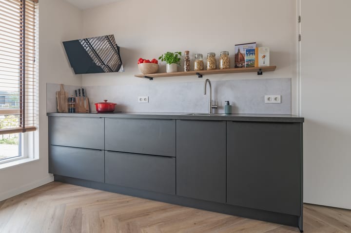 Photo 8 of It Fluen 12