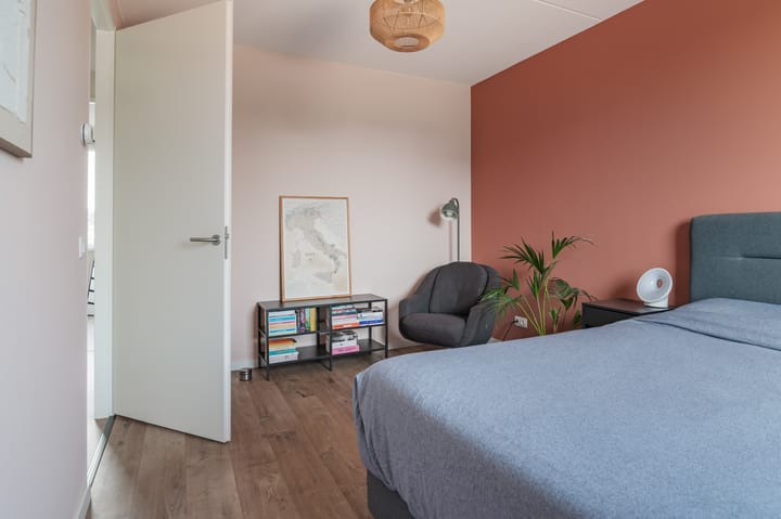 Photo 24 of It Fluen 12