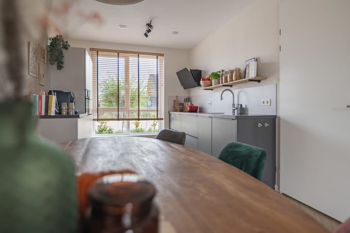 Photo 17 of It Fluen 12