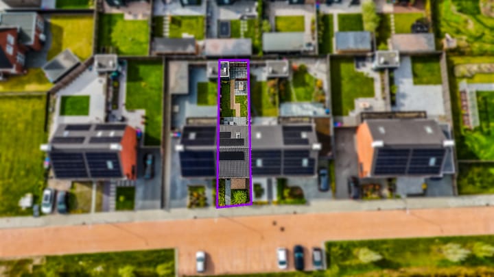 Photo 42 of It Fluen 12