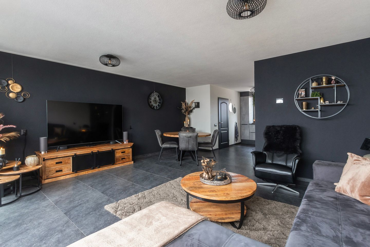 Photo 10 of Joke Smit-erf 160