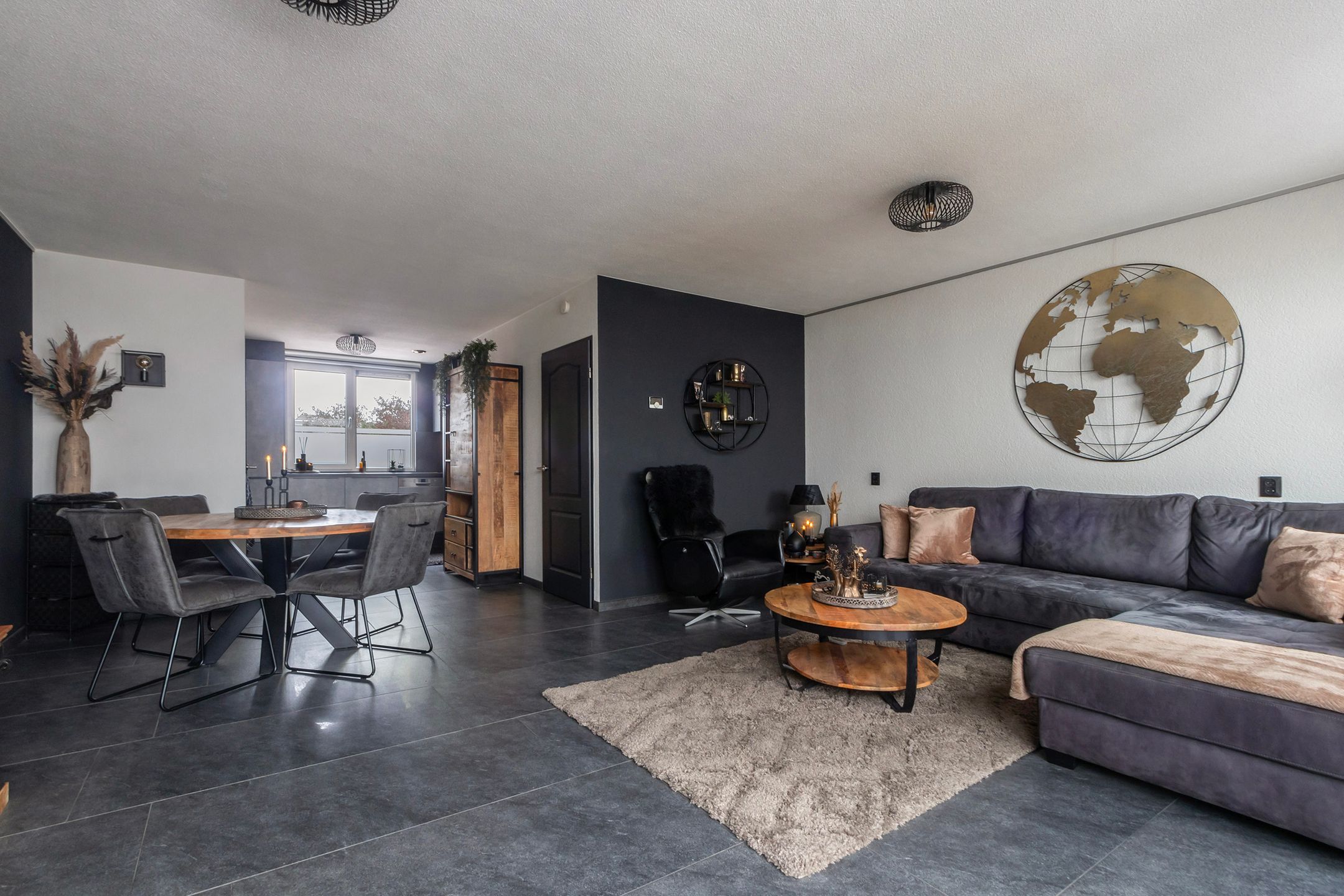 Photo 12 of Joke Smit-erf 160