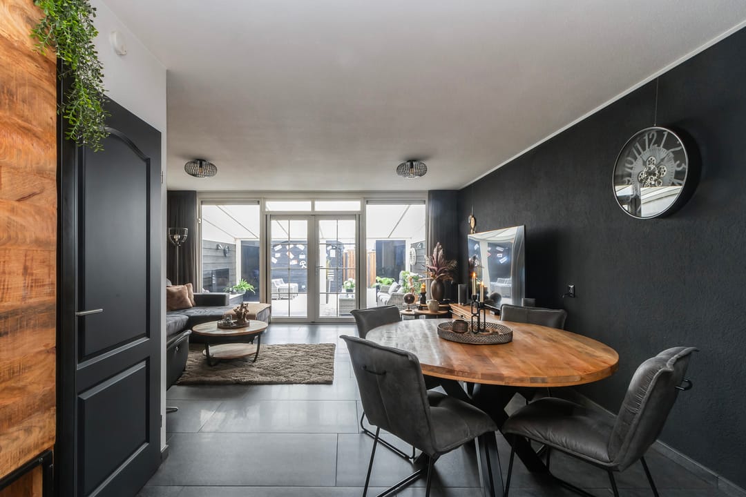 Photo 13 of Joke Smit-erf 160