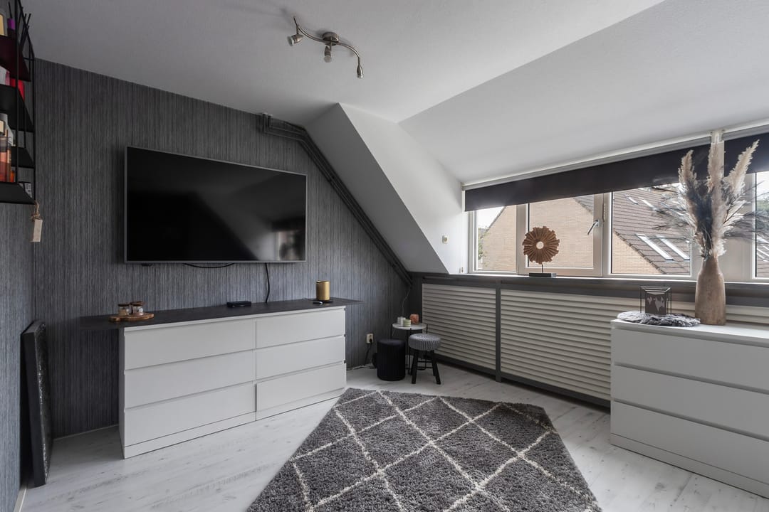 Photo 17 of Joke Smit-erf 160