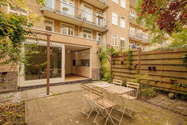 Foto 2 van Esmoreitstraat 17-H