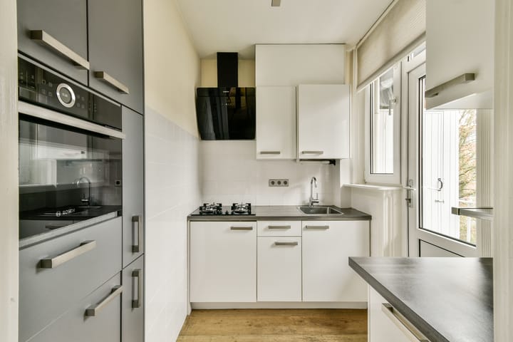 Foto 9 van Linnaeusstraat 52-2