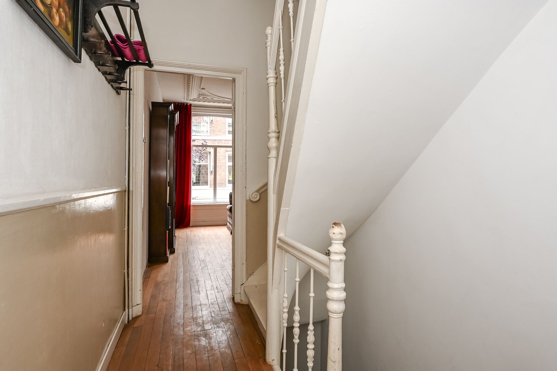 Foto 30 van Jacob van der Doesstraat 106