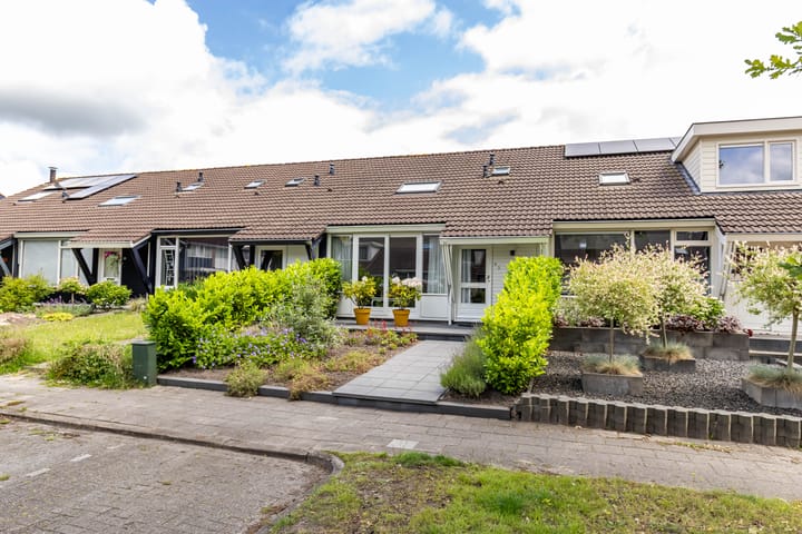 Foto 2 van Burgemeester van Panhuyslaan 18