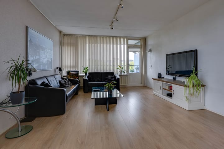 Foto 12 van Reggestraat 55