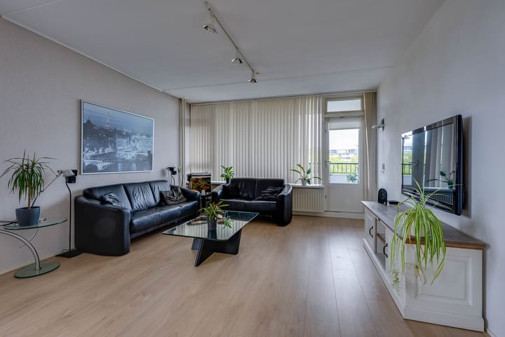 Foto 13 van Reggestraat 55