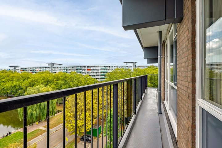 Foto 18 van Reggestraat 55