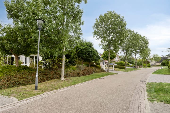 Photo 4 of Blokjesplaat 50