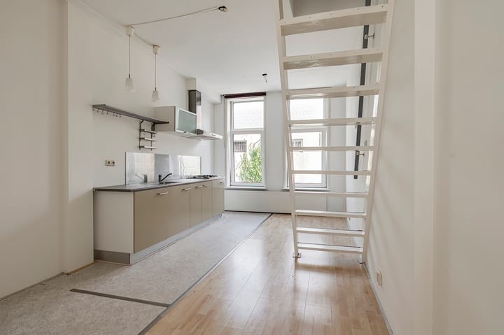 Foto 2 van Ambtmanstraat 18-A