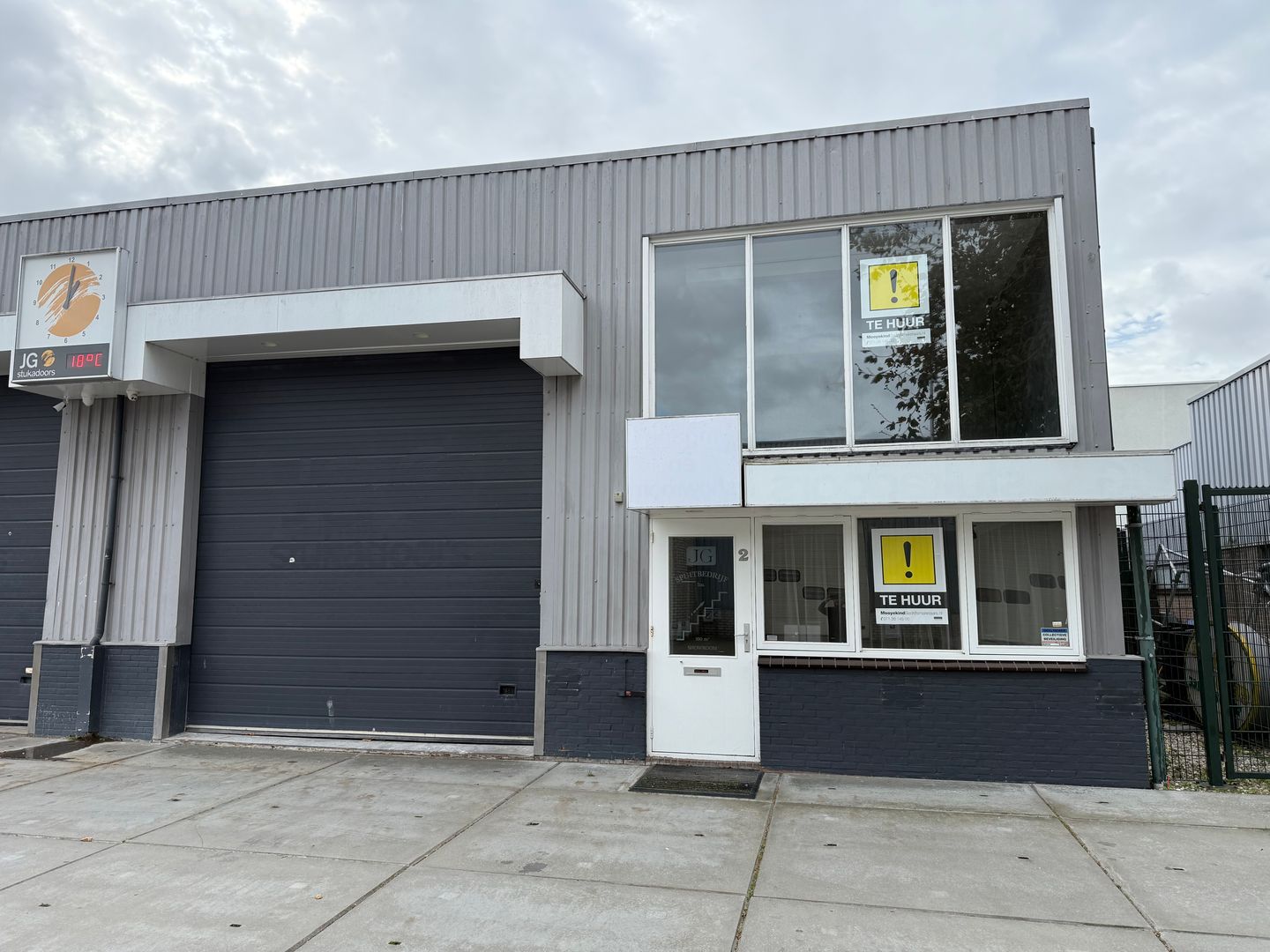 View photo 1 of Einsteinstraat 2