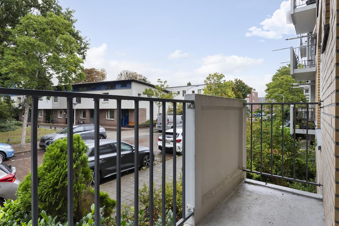 Photo 22 of Valeriusstraat 240