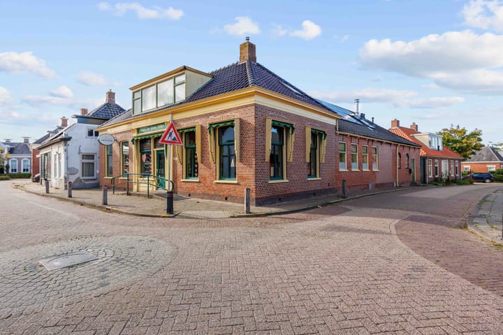 Photo 1 of Heerestraat 22