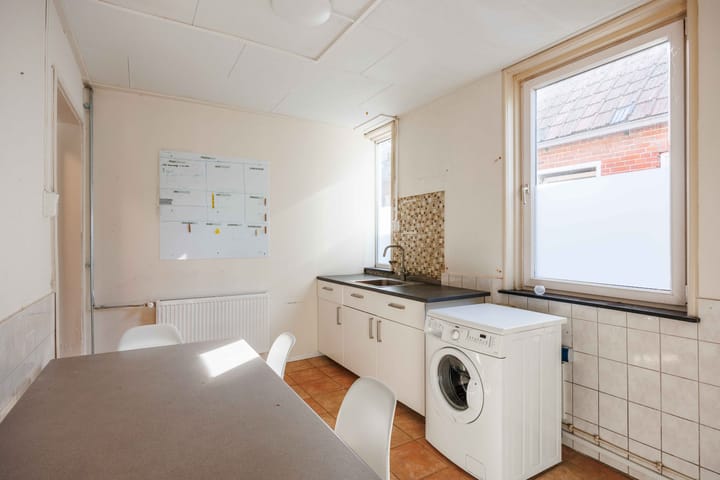 Photo 20 of Heerestraat 22