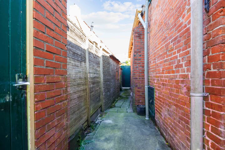 Photo 34 of Heerestraat 22