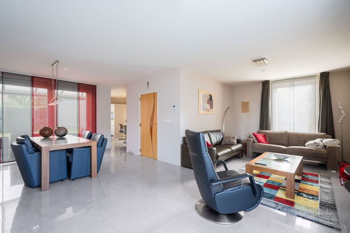 Foto 15 van Lochtstraat 2