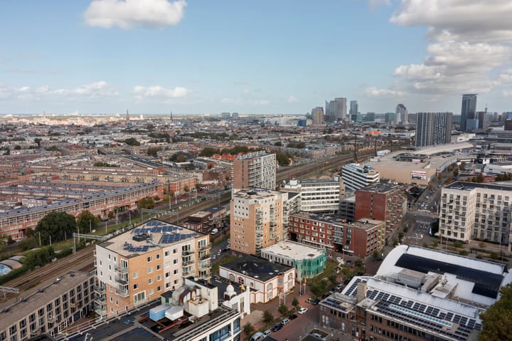 Foto 28 van Waldorpstraat 492