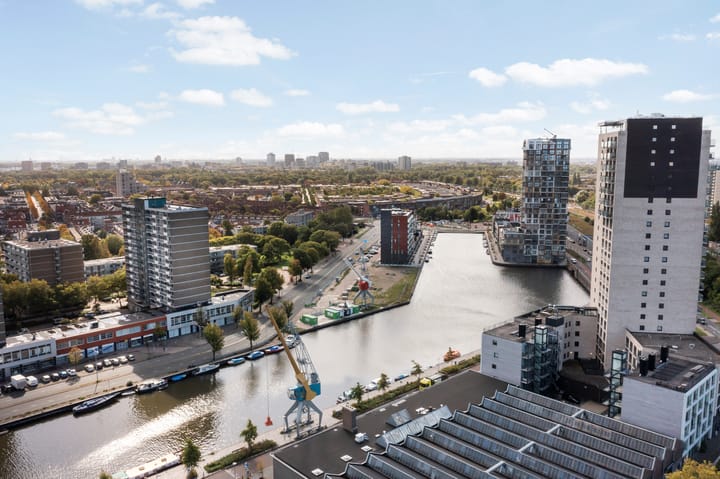 Foto 29 van Waldorpstraat 492