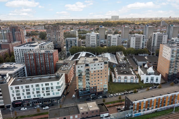 Foto 30 van Waldorpstraat 492