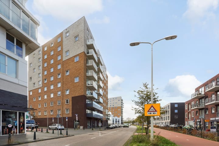 Foto 32 van Waldorpstraat 492