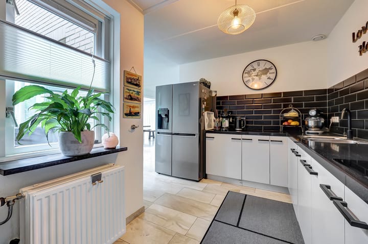 Photo 12 of Ommerbos 61