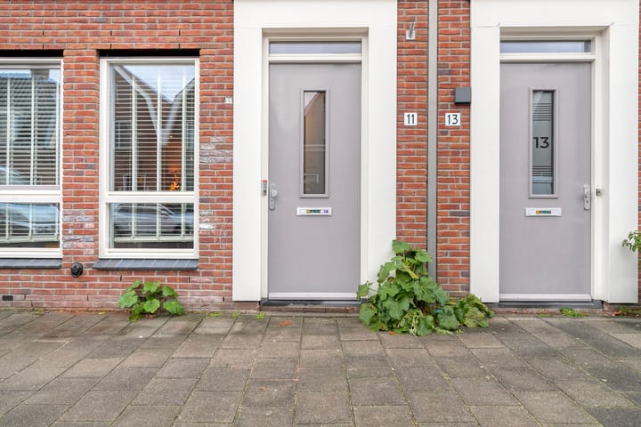 Photo 7 of Regenboog 11