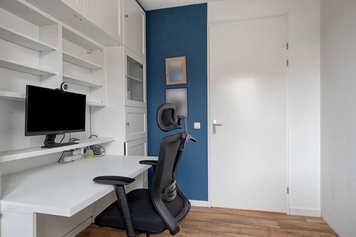 Photo 28 of Regenboog 11