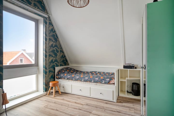 Photo 30 of Regenboog 11