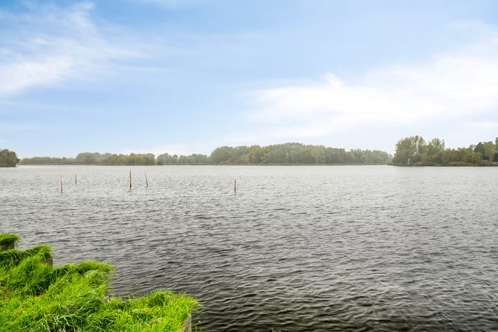 Photo 35 of Regenboog 11