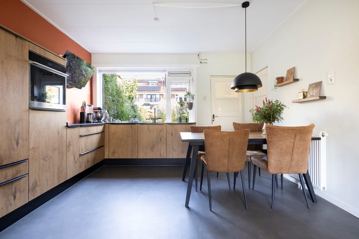 Foto 3 van Van Baerlestraat 9