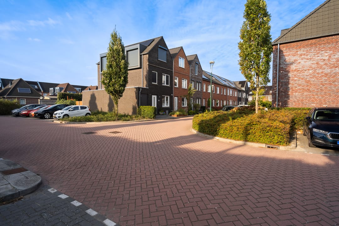 Photo 62 of Hof van Voorvliet 53