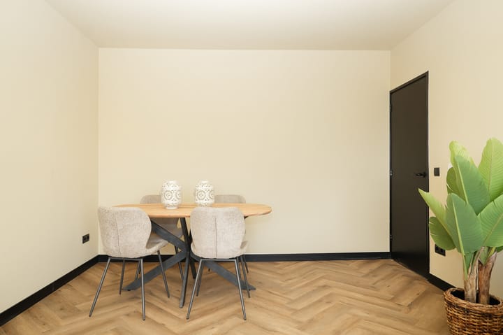 Photo 11 of Hesselsstraat 129