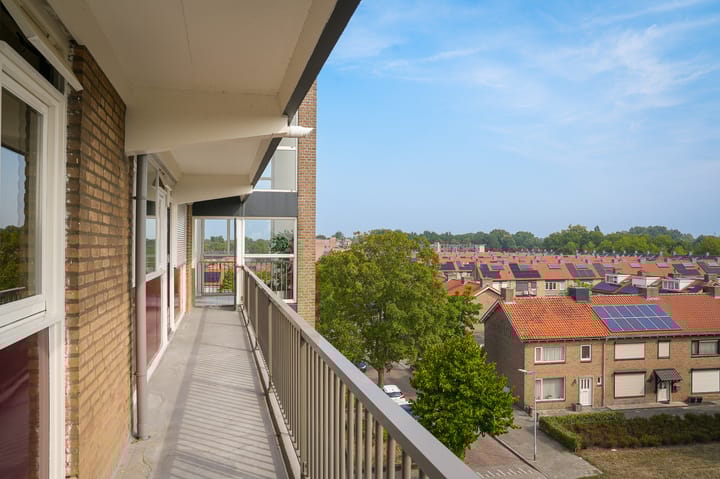 Photo 28 of Hesselsstraat 129