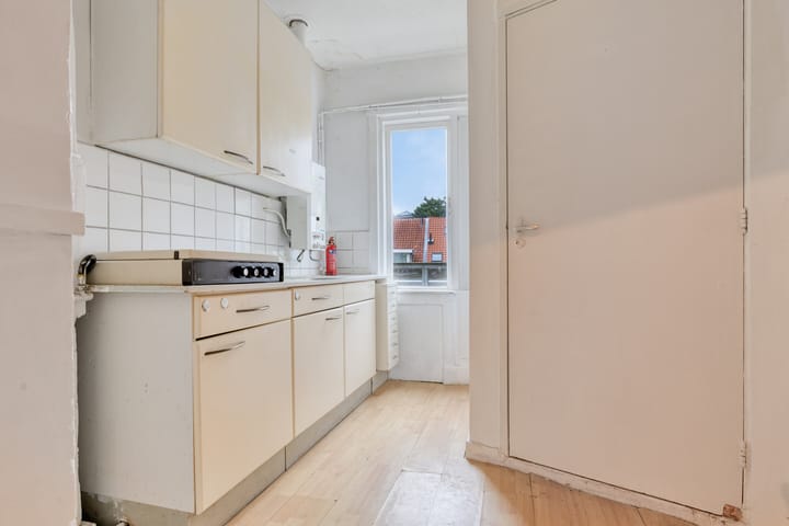 Photo 11 of Narmstraat 23-A