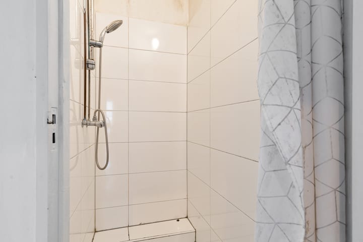 Photo 12 of Narmstraat 23-A