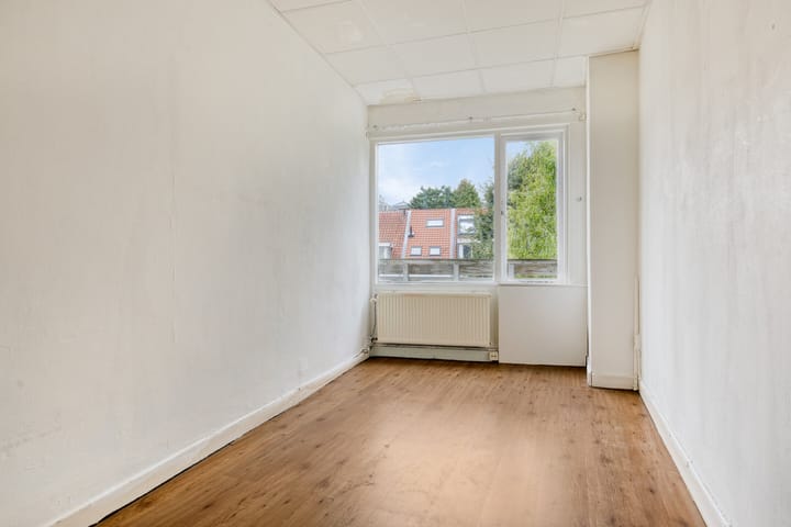 Photo 13 of Narmstraat 23-A