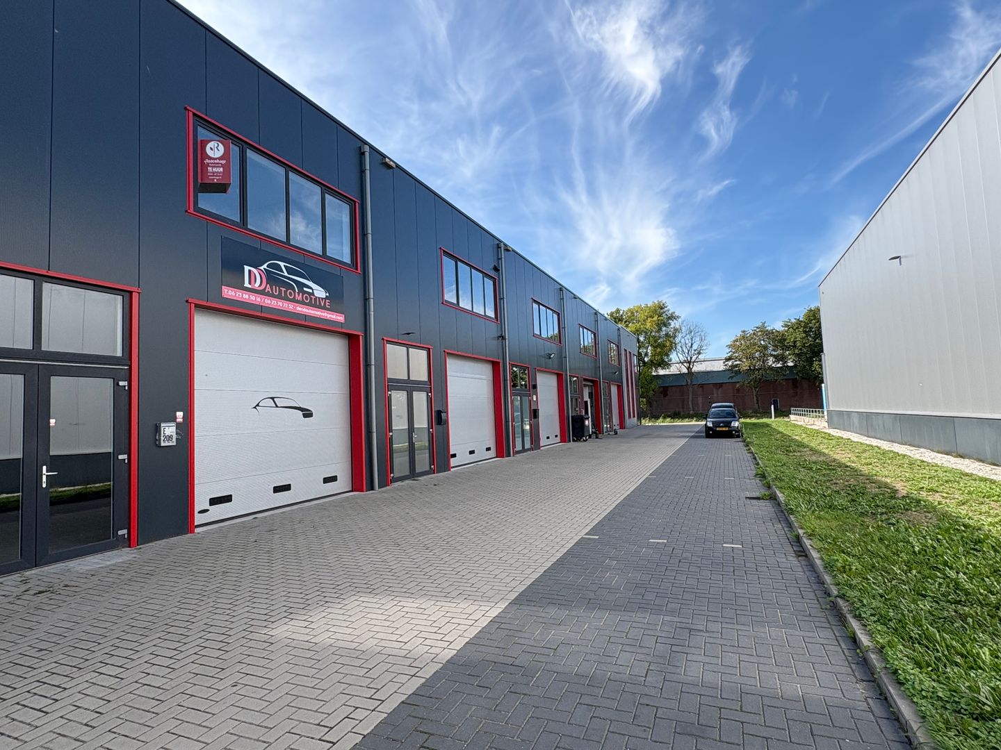 Bekijk foto 3 van Doejenburg 209-b