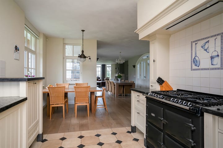 Photo 18 of Bovenweg 1