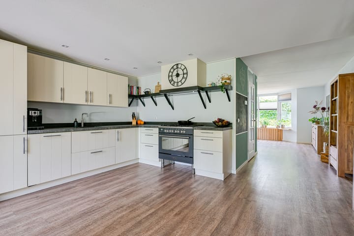 Foto 16 van Rustenburgweg 6