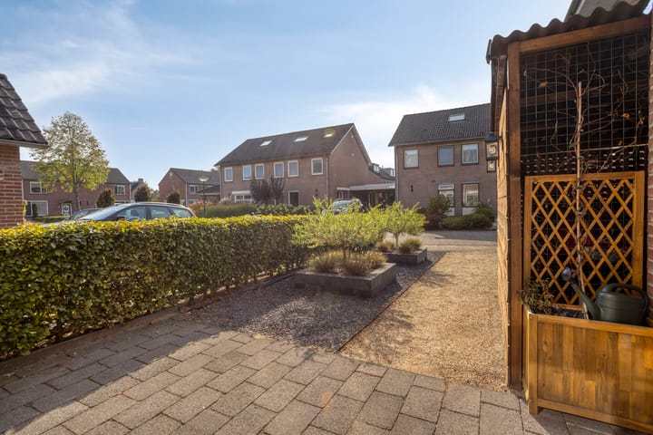 Foto 20 van Wethouder Teunissenstraat 12