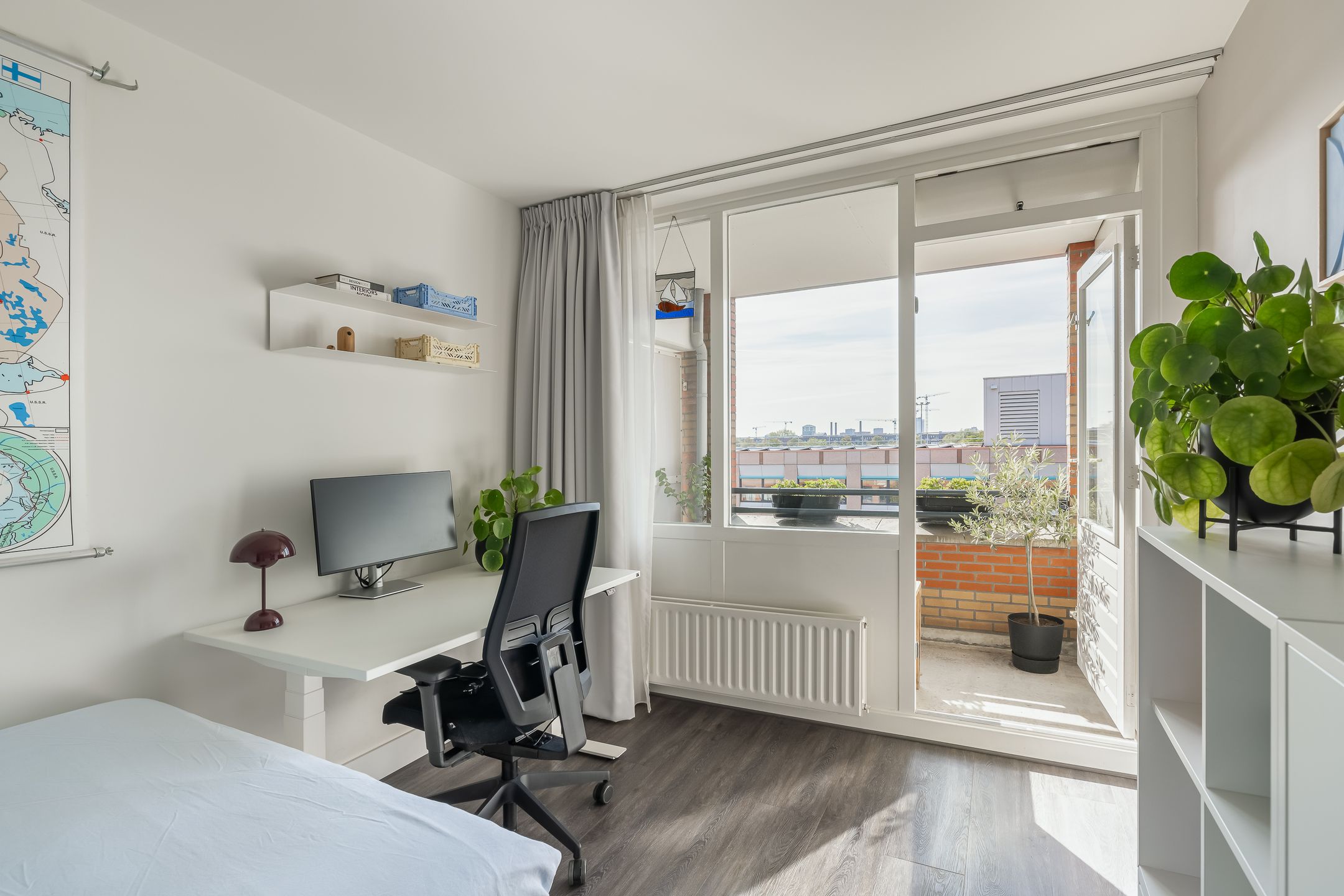 Photo 21 of Arthur van Schendelstraat 751