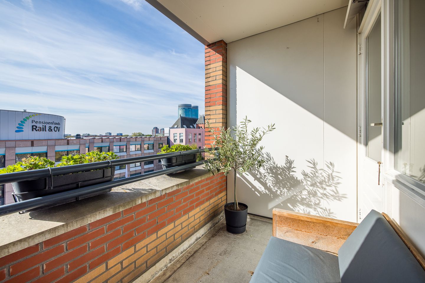 Photo 25 of Arthur van Schendelstraat 751