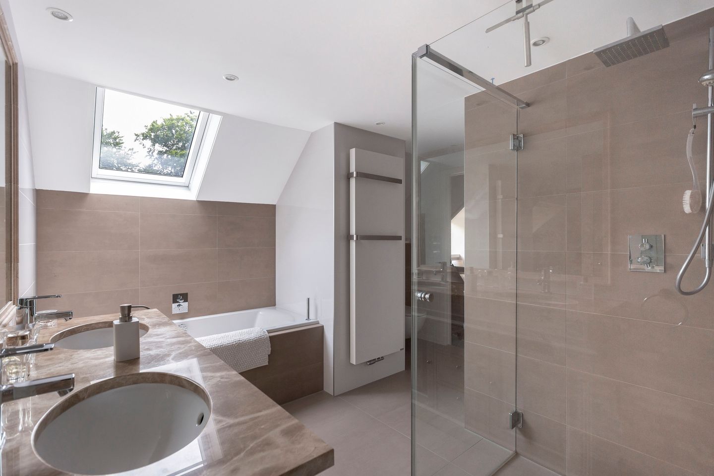 Photo 25 of Museumlaan 7