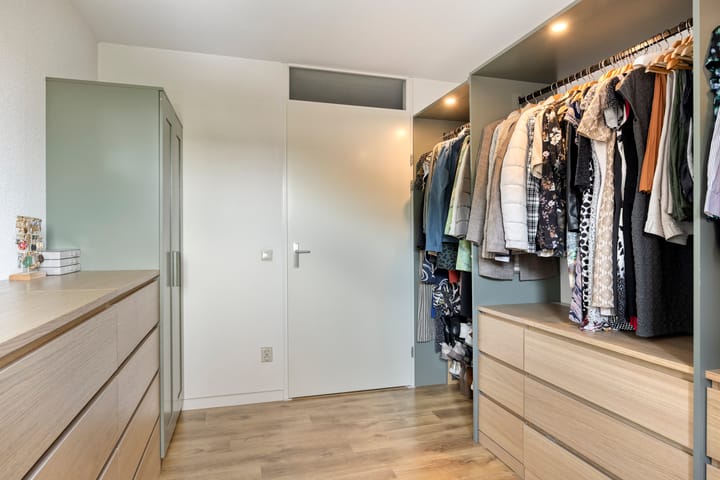 Photo 32 of Wissel 76