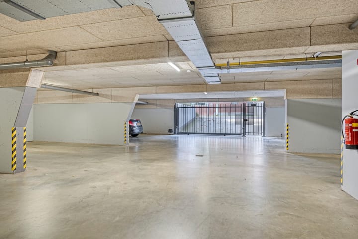 Photo 39 of Wissel 76