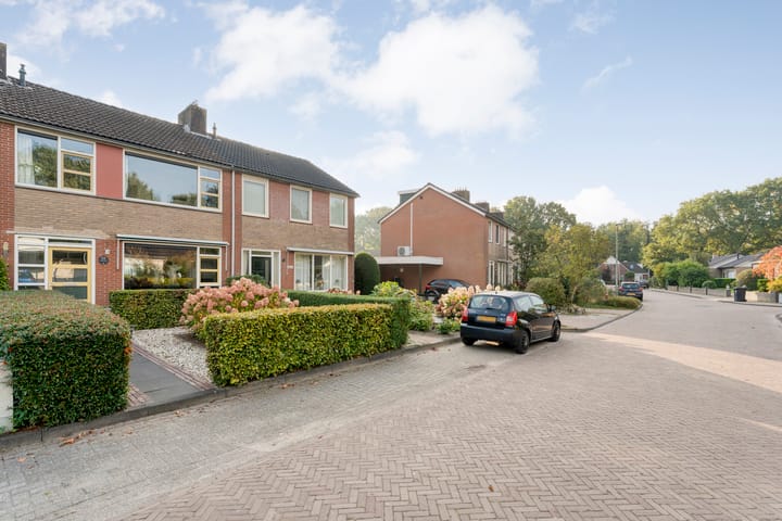 Foto 4 van Meester Cassastraat 58