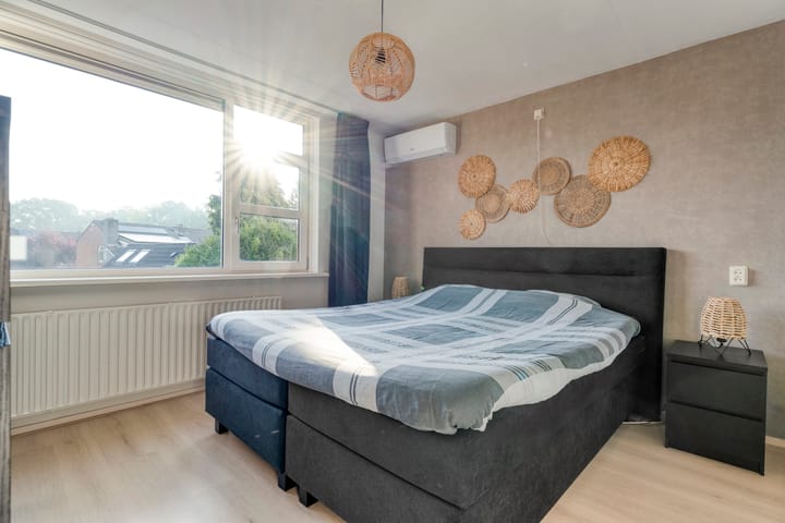 Foto 20 van Meester Cassastraat 58